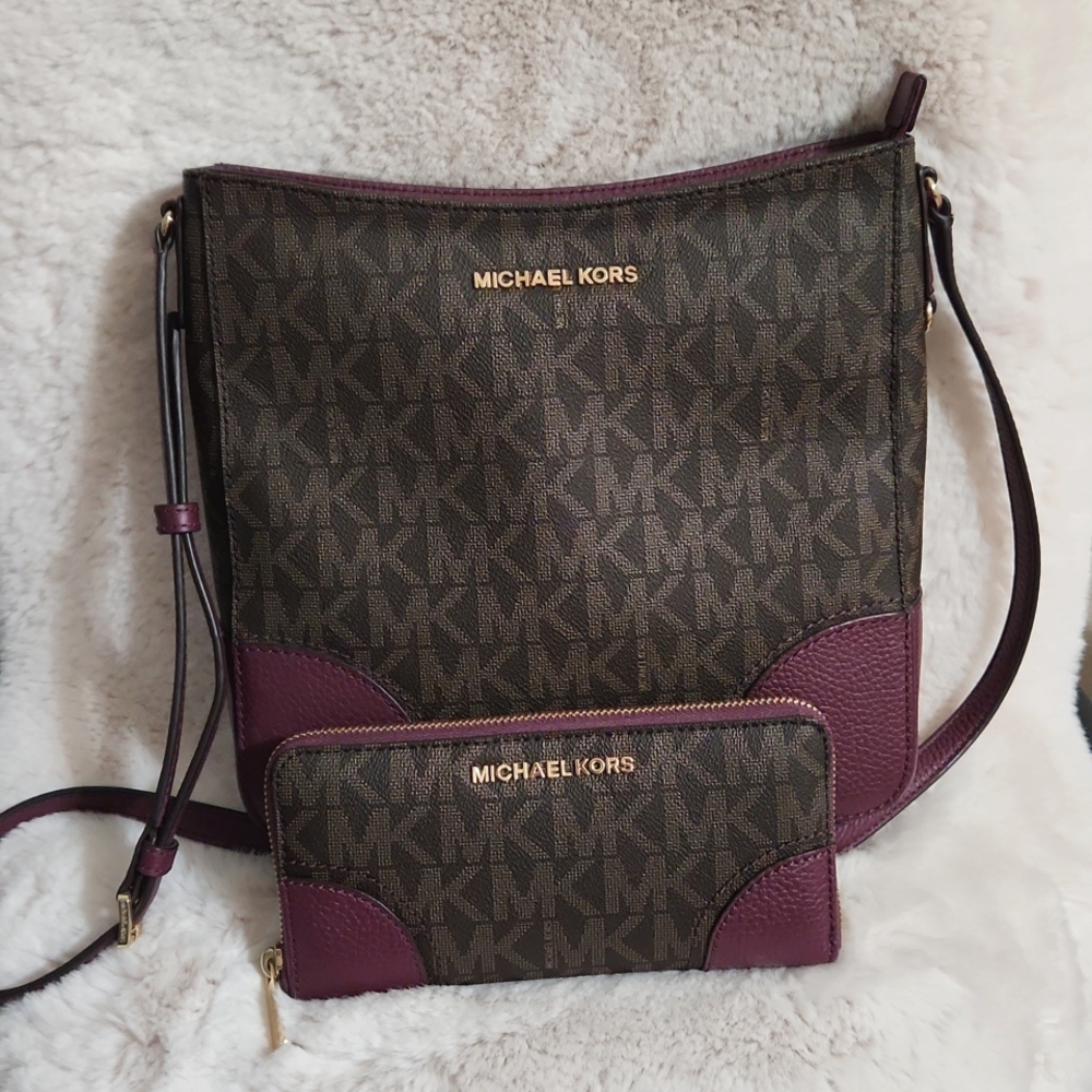 Michael Kors Crossbody and matching wallet!!